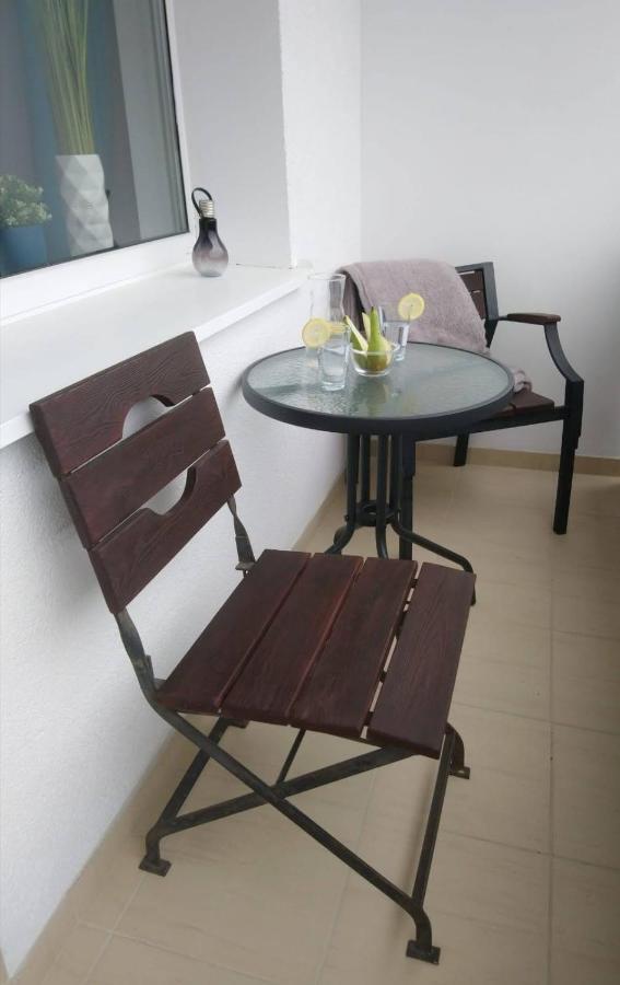 Quadratum Apartment By Noclegi Renters Gdańsk Extérieur photo